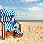 펜션 Kapitaenshaus Mit Sauna Und Kamin Sellin (Rugen)