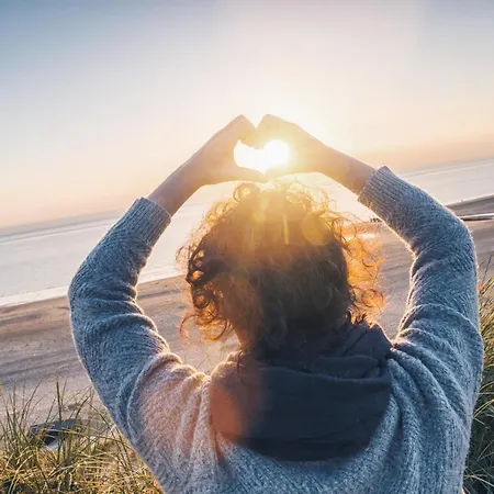 Kapitaenshaus Mit Sauna Und Kamin ゼリン