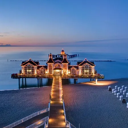 Kapitaenshaus Mit Sauna Und Kamin 펜션 Sellin (Rugen)