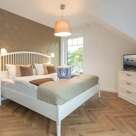 Kapitaenshaus Mit Sauna Und Kamin Nyaraló Sellin