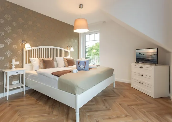 Kapitaenshaus Mit Sauna Und Kamin 別荘 ゼリン